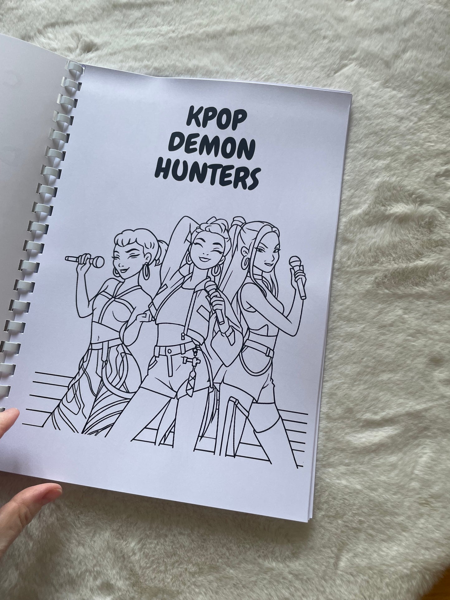 K-Pop Aesthetic Colouring Book